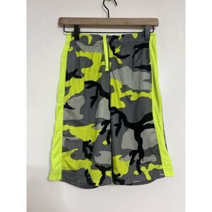 Nike Dri-fit Shorts Boys Size Small Green/Gray Camouflage Shorts